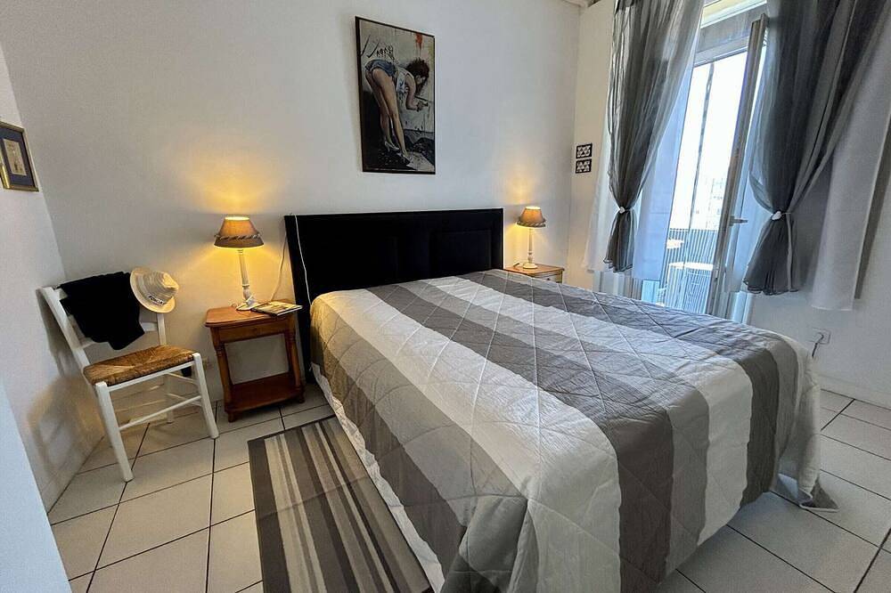 Ganze Wohnung, Zentrale Wohnung mit Klima - 3 Pers. in Saint-Raphaël, Massif de l'Esterel