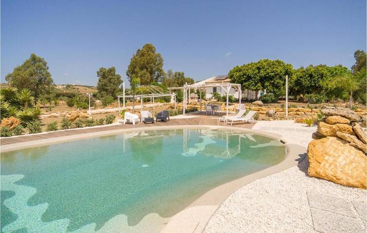 Casa vacanza per 11 persone, con piscina, con animali domestici - 1