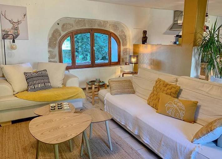 Location de vacances pour 7 personnes, avec terrasse et jacuzzi, animaux acceptés à Saint-Merd-les-Oussines - 3