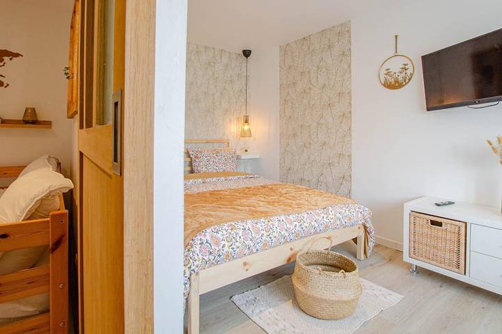 Location de vacances pour 4 personnes, avec jardin à Saint-Lyé - 3