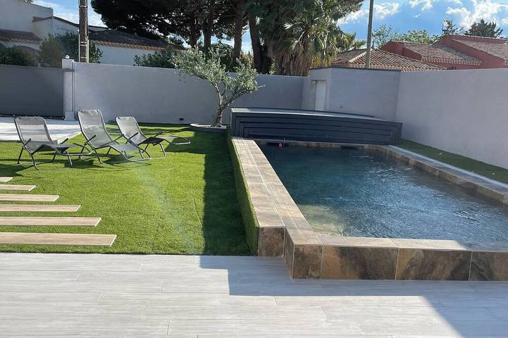 Maison de vacances pour 22 personnes, avec Balcon ainsi que Jacuzzi et Jardin au Grau-d'Agde