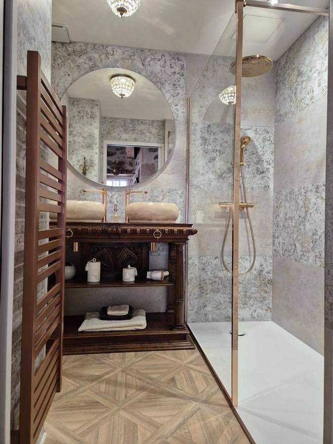 Gîte pour 2 personnes, avec vue dans Office de Tourisme du Puy en Velay - 3