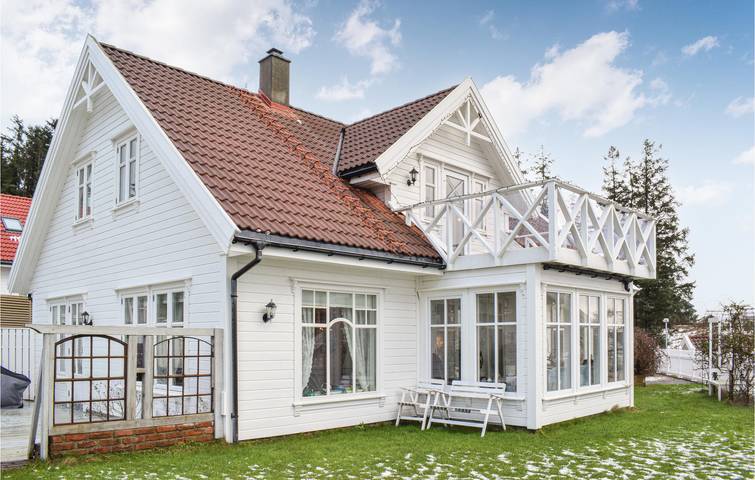 Ferienhaus für 8 Personen, mit Terrasse und Garten in Fjell