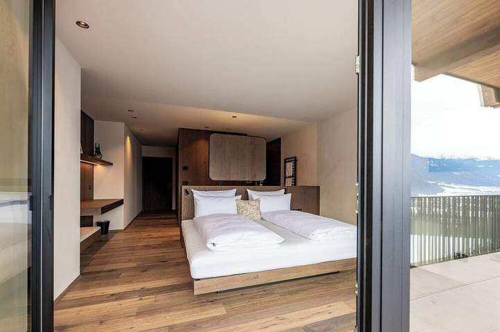 Villa für 12 Personen, mit Whirlpool und Balkon in Südtirol - 4