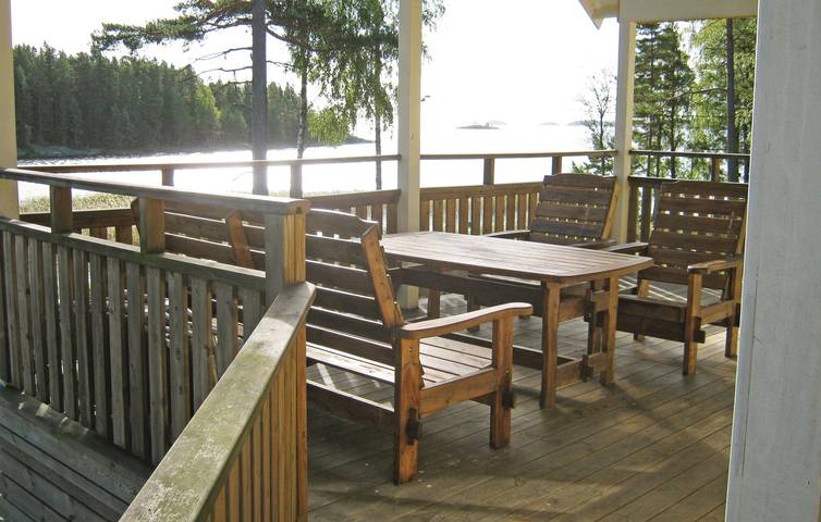Ferienhaus für 10 Personen, mit Terrasse und Whirlpool sowie Sauna in Mittelschweden - 4