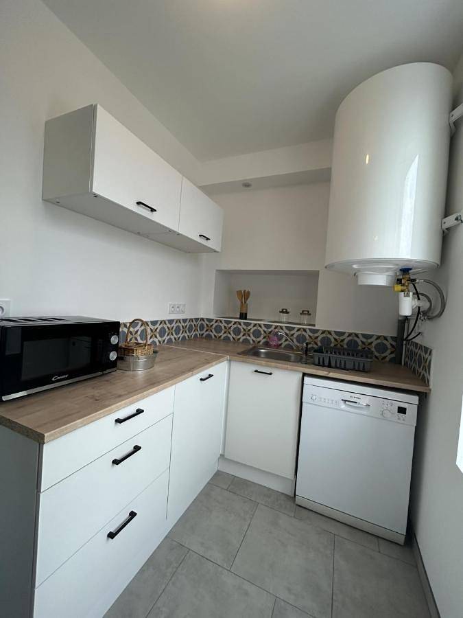 Appartement entier, Apartment - Ground Floor in Vierzon, Région de Vierzon