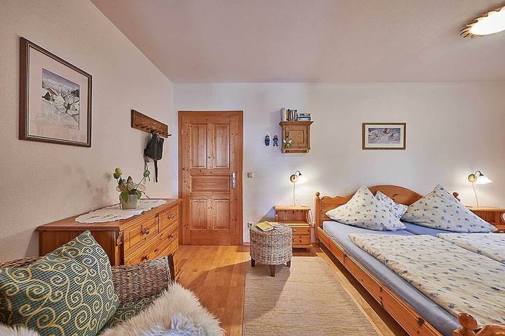 Ganze Wohnung, Romantik & Ruhe pur – Auszeit am Waldrand mit Bergblick und Kachelofen in Wegscheid, Passauer Land