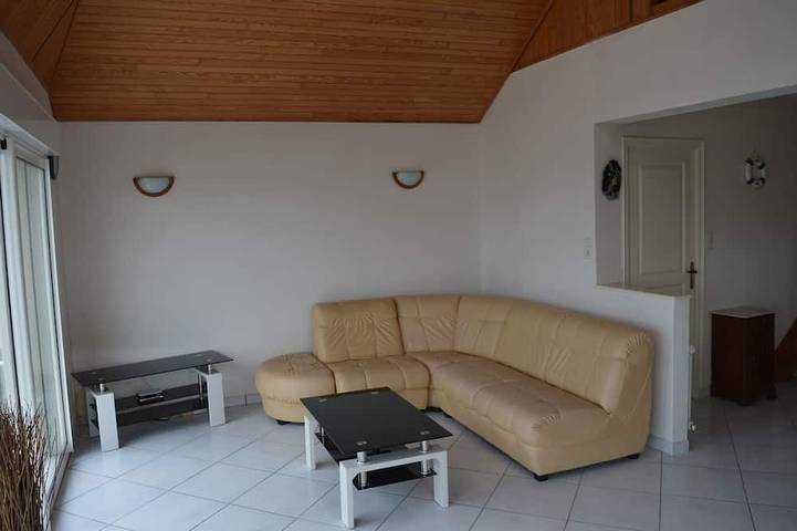 Location de vacances pour 5 personnes, avec jardin et terrasse à Saint-Michel-en-Grève - 2