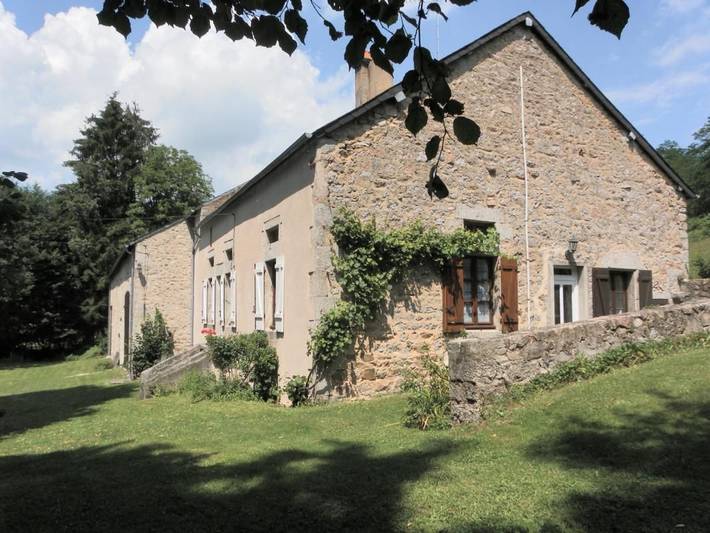 Vakantiehuis voor 5 personen, met Tuin in Natuurpark Morvan