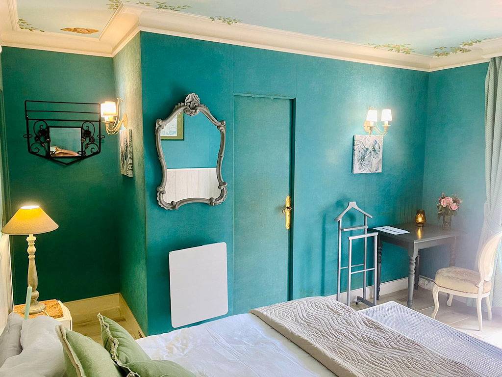 Gîte Les Petits Médicis avec piscine de 2 à 12 personnes in Nançay, Sologne