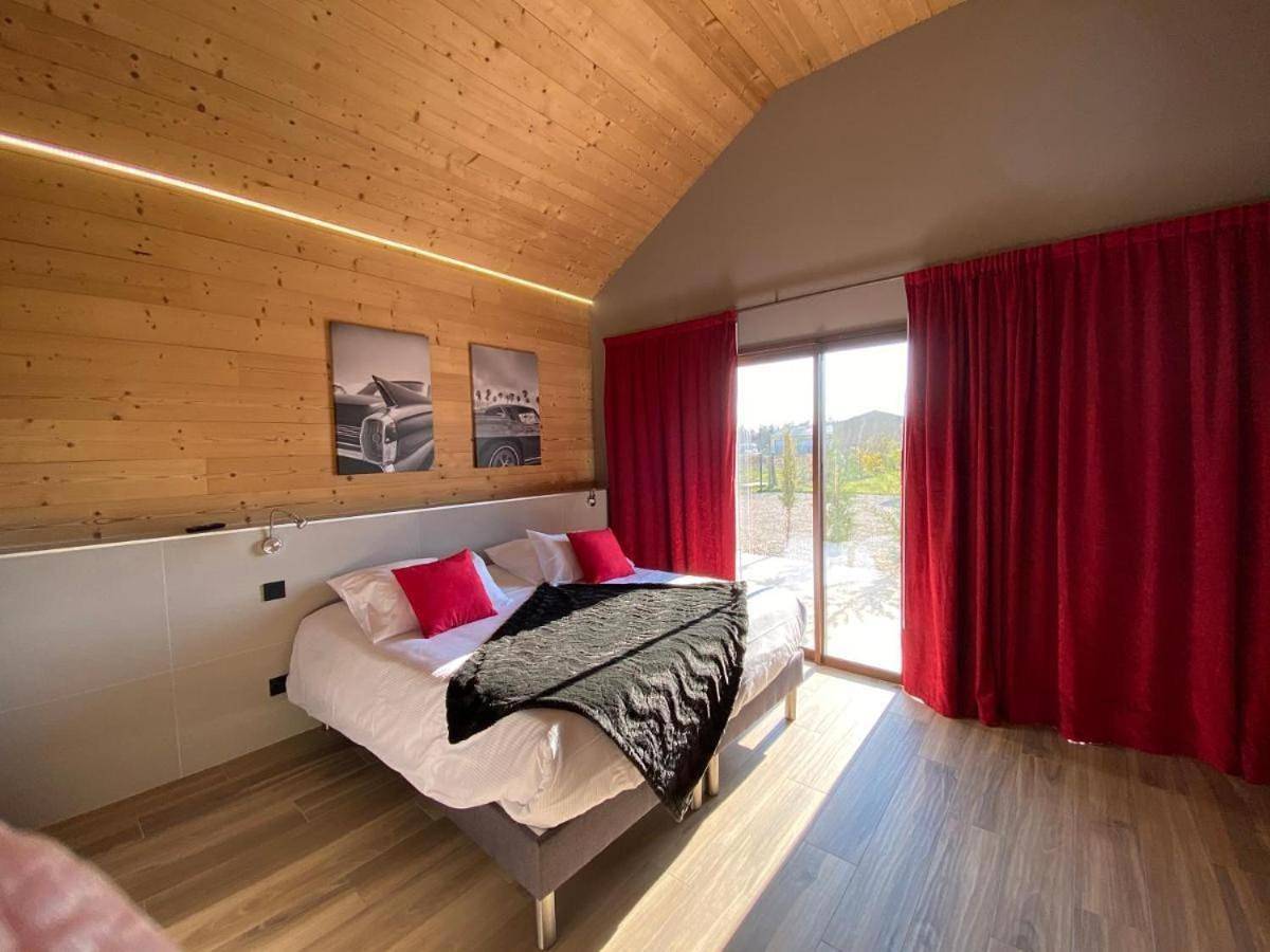 World Hotel in Saint-Vulbas, Belley