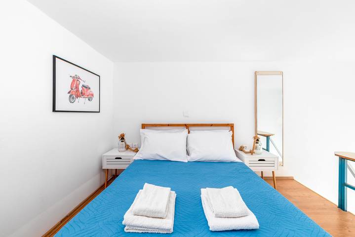 Studio voor 3 personen, met tuin en balkon op Rhodos