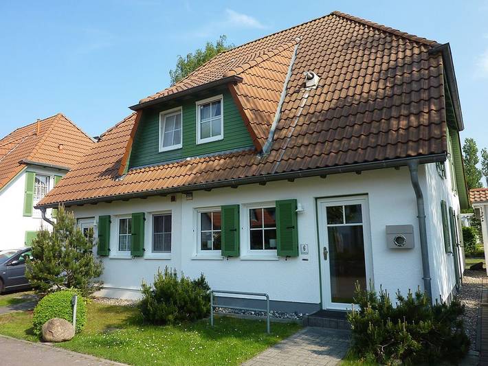 Ferienhaus für 4 Personen, mit Terrasse und Garten in Karlshagen