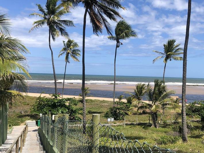 Vacation house for 17 people, with balcony and yard, with pets in Brazil