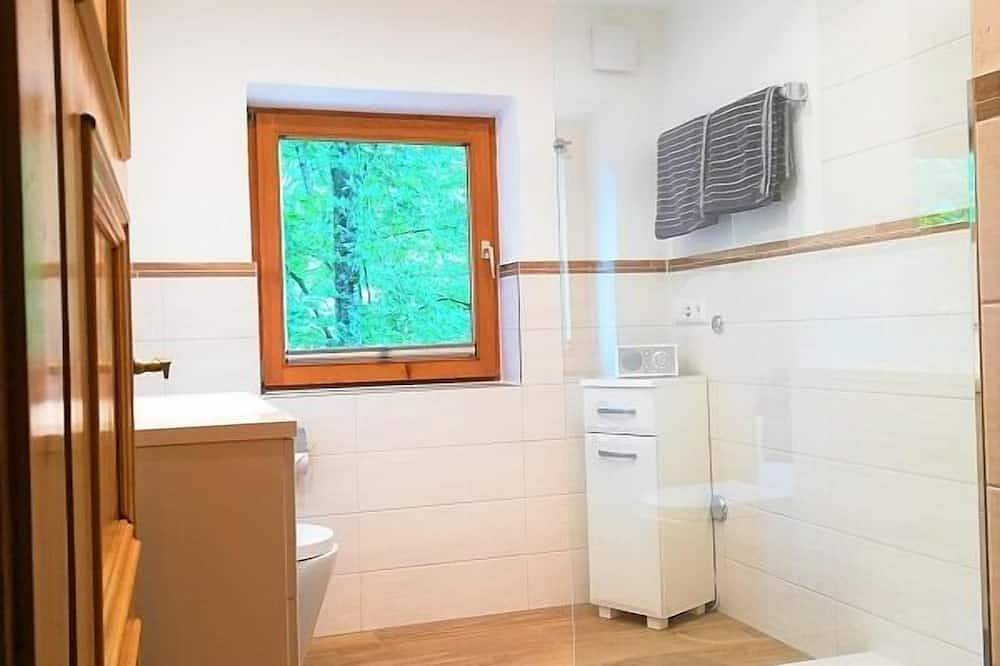 Ganze Wohnung, Ferienwohnung Alpenglühen - Komfortquartier mit Balkon für 1-4 Personen in Hintersee, Ramsau bei Berchtesgaden