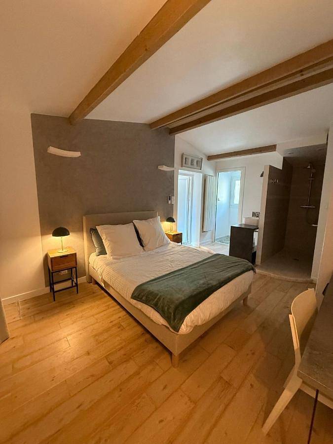 Suite indépendante dans une maison in Villeneuve-Loubet, Côte méditerranéenne (France)