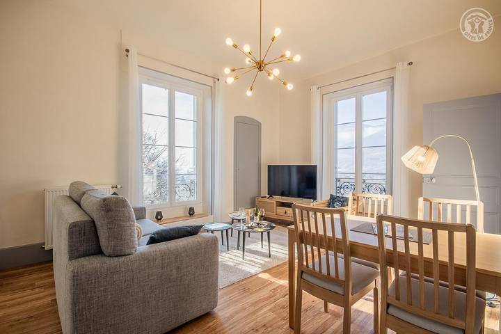 Gîte pour 2 personnes, avec piscine et jardin à Les Marches - 2