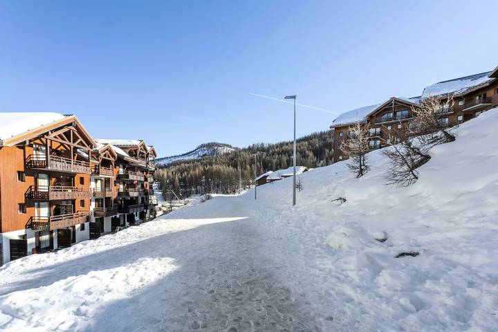 Gîte pour 6 personnes, avec balcon et vue, animaux acceptés à Puy-Saint-Vincent - 4