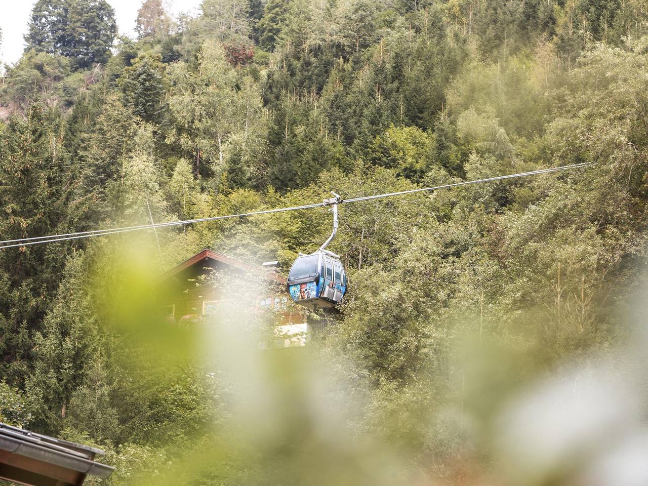 Ganze Wohnung, Stilvolle Ferienwohnung direkt am Skilift in Neukirchen am Großvenediger, Pinzgau