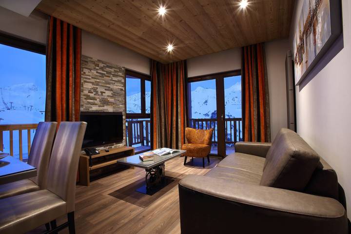 Location de vacances pour 4 personnes, avec Balcon/Terrasse et Balcon ainsi que Piscine et Sauna dans Les Arcs