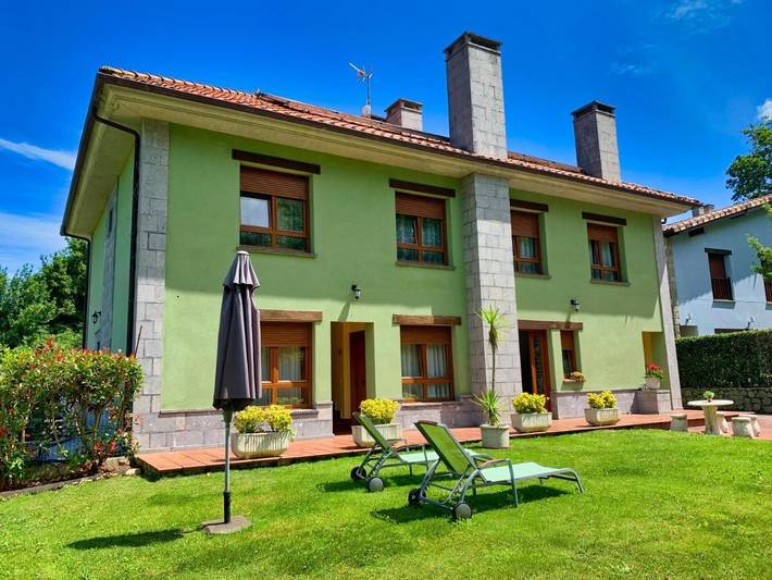 Aparthotel para 3 personas, con Terraza y Jacuzzi además de Jardín y Piscina en Llanes - 2