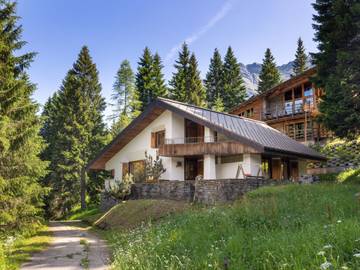 Ferienwohnung für 3 Personen, mit Garten und Terrasse in Misox Calancatal