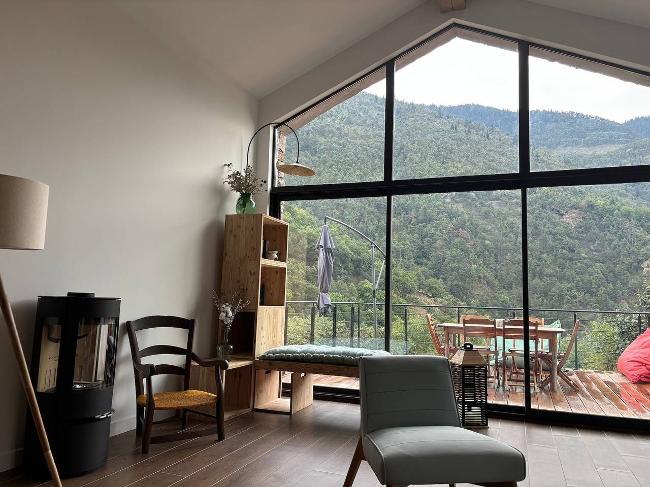 'Maison Gaia' avec terrasse privée, Wi-Fi et climatisation in Valdeblore, Région de Nice