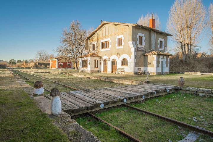 Casa rural para 10 personas, con Jardín en Sierra de la Demanda