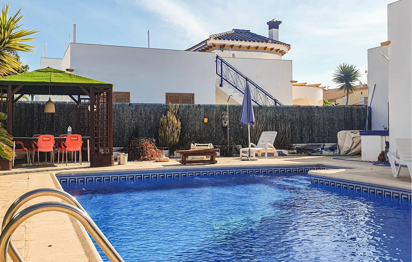 Vera Playa Apartment with Pool, Wifi & Grill - 600m to Beach in Playas de Vera, Vera