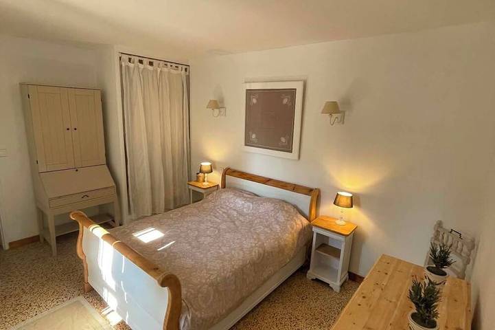 Apartamento entero, Cozy Mérindol Hideaway In the Heart of the Luberon in Mérindol, Parque natural regional del Luberon