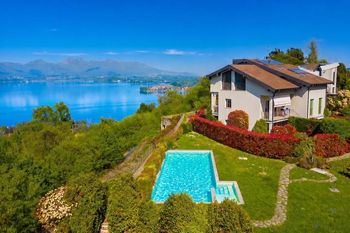 Ferienwohnung für 4 Personen, mit Seeblick und Pool - 1