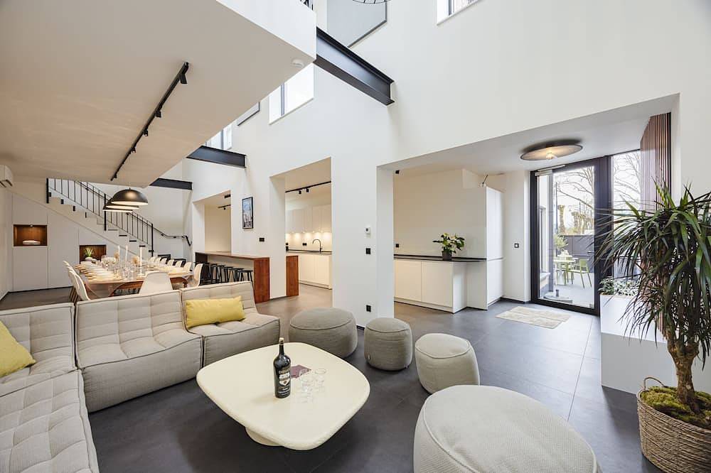 Ferienhaus-Eigenes Badezimmer in Chimay, Hennegau