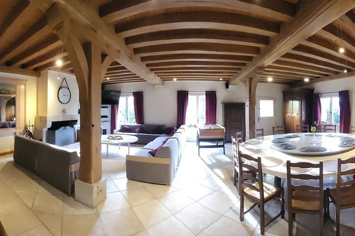 Gîte pour 15 personnes, avec jacuzzi et jardin, animaux acceptés à Cellettes - 2