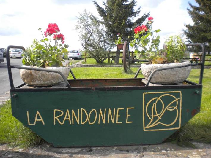 Hôtel pour 3 personnes, avec jardin, animaux acceptés à Nasbinals - 3