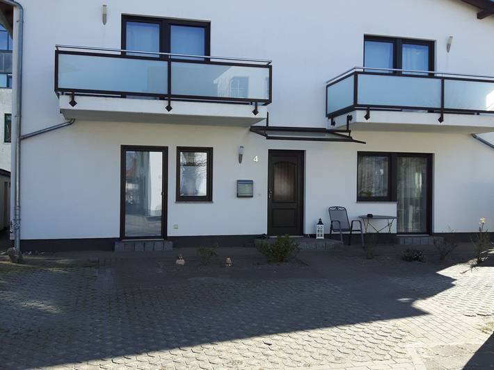 Ferienwohnung für 3 Personen, mit Balkon, kinderfreundlich in Binz - 2