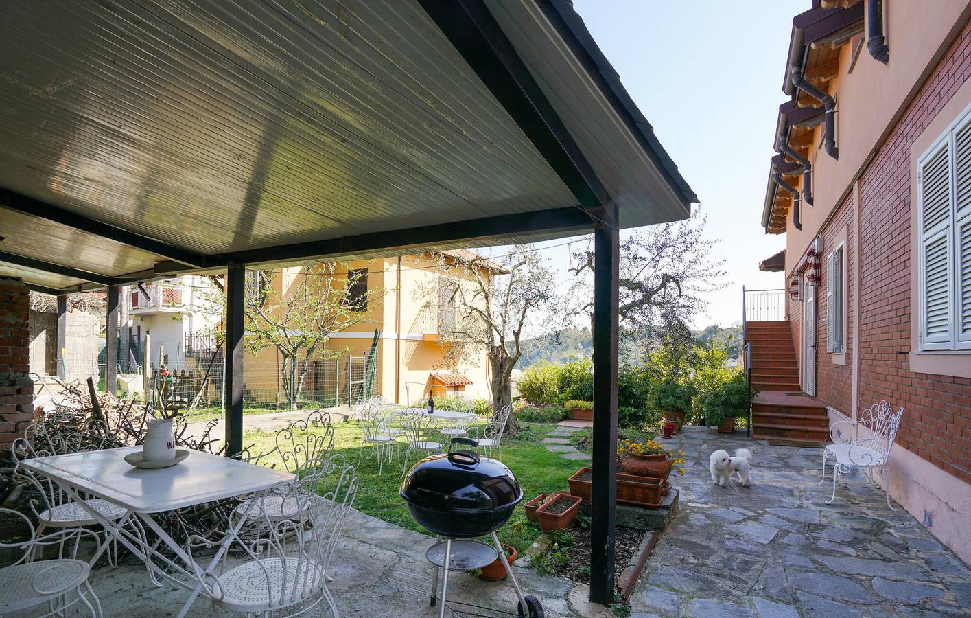 Acogedor apartamento en Montegrazie con terraza y wifi in Borgo Sant'Agata, Imperia