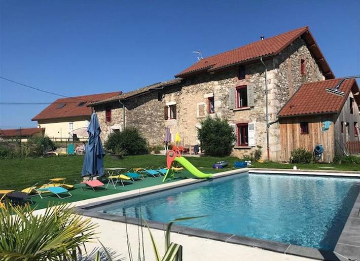 Maison d’hôte pour 6 personnes, avec Terrasse et Jardin ainsi que Bassin pour enfant et Piscine