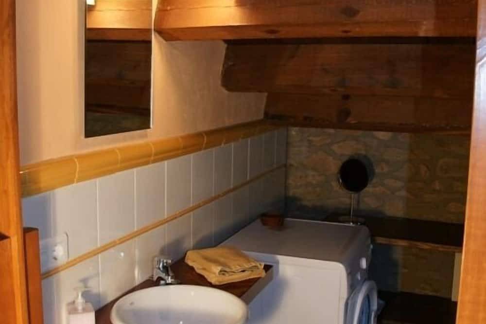 Casas Rurales La Salada für 4 personen in Lladurs, Lleida Provinz