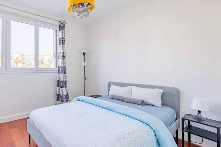 Gîte pour 4 personnes, avec balcon à Suresnes - 2