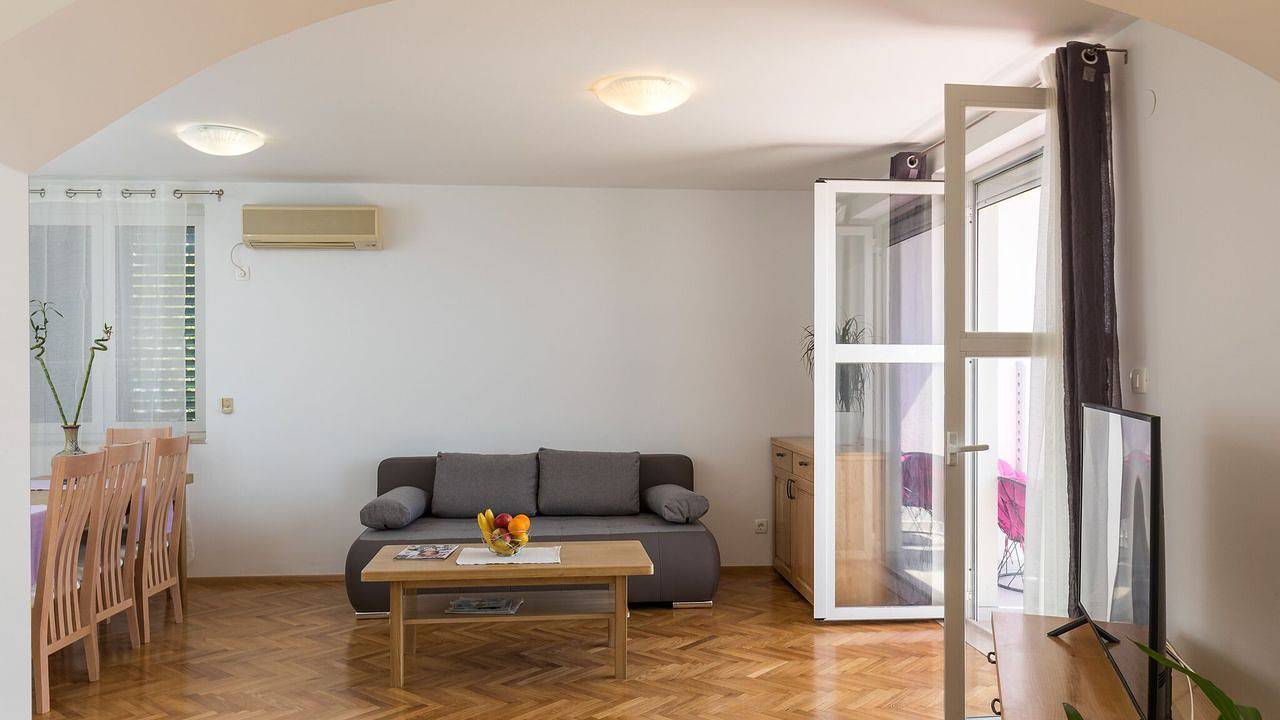 Entire vacation apartment, Ferienwohnung für 6 Personen (100 m²) in Dubrovnik in Dubrovnik, Grad Dubrovnik