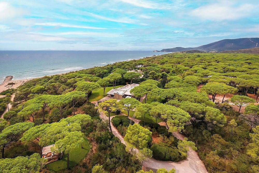 Villa in Roccamare mit 6 Schlafzimmern 14 Schlafplätzen in Castiglione della Pescaia, Grosseto Provinz