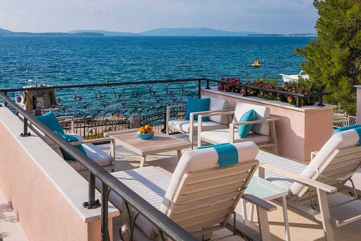 Dom wakacyjny dla 6 osób, z Balkon i Widok na ocean oraz Taras i Ogród w Zaboric