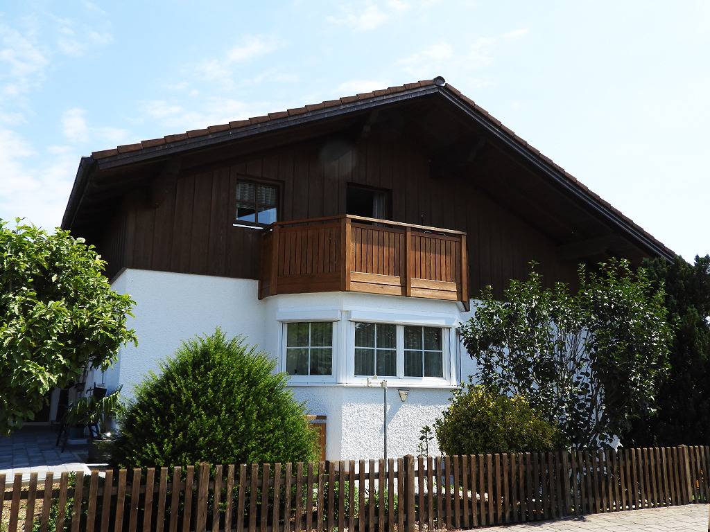 Appartements Hirsch - Ferienwohnung I (33qm) mit Balkon in Bad Birnbach, Ostbayern
