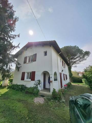 Gîte pour 5 personnes, avec jardin et vue, adapté aux familles à Ascain