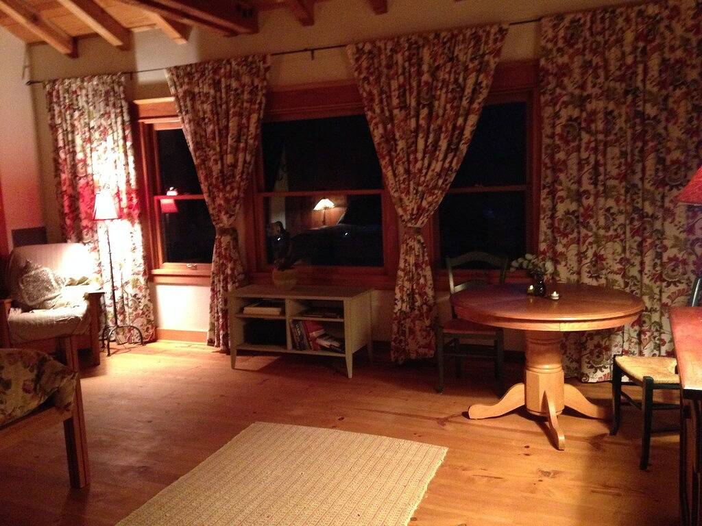 Liebhaberkabine; Das Tor zum Yosemite National Park und mehr! in Oakhurst, Madera County