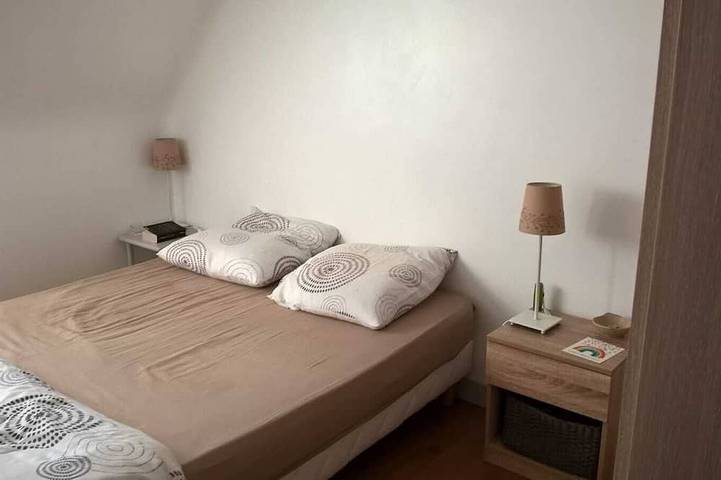 Location de vacances pour 6 personnes, avec jardin et terrasse à Plogoff - 2