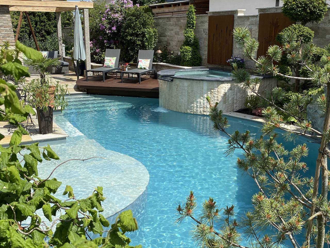 Entire holiday apartment, Alpenappartement Traumzeit - Modernes Alpenappartement Traumzeit, 83 qm, mit überdachter Terrasse in Bernau am Chiemsee, Chiemsee