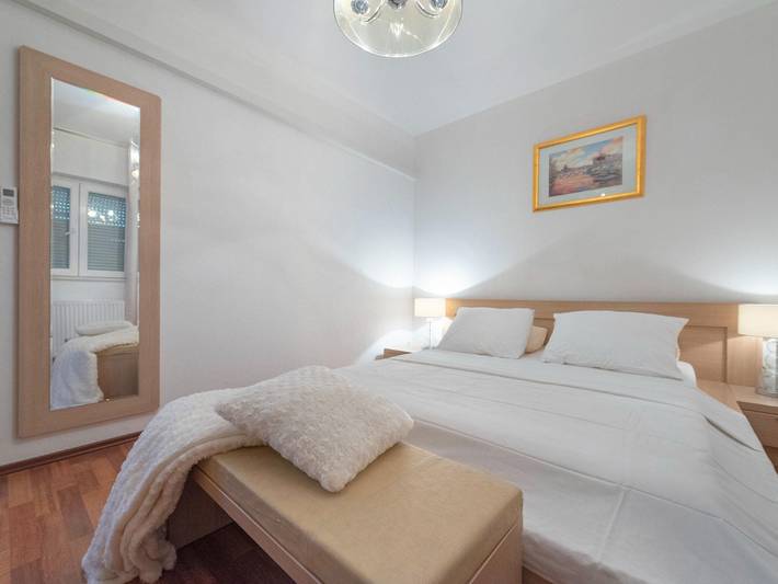 Villa in Ugljane mit privatem Pool in Dalmatinisches Zagora