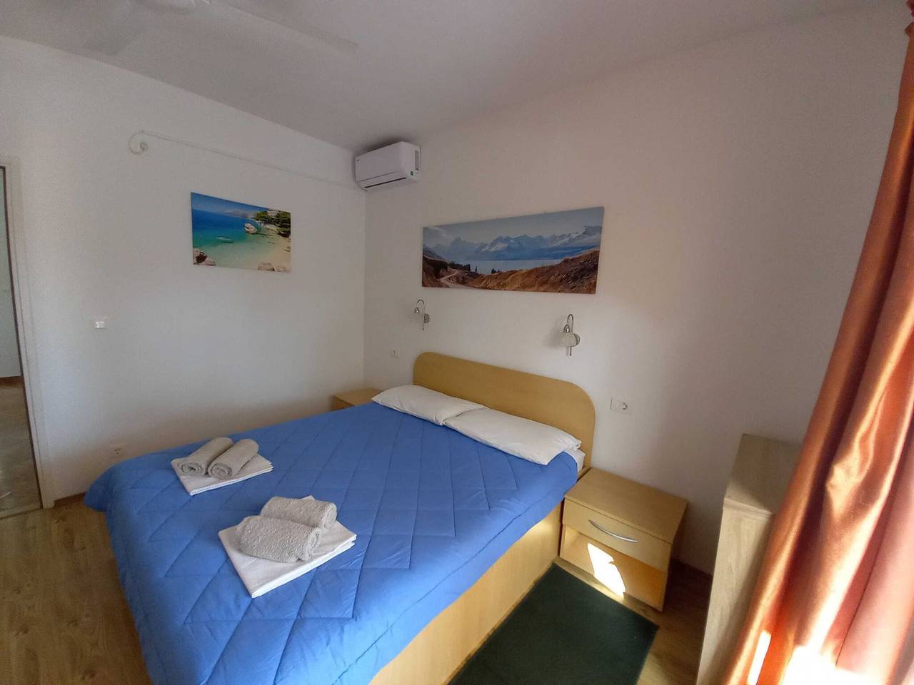 Ganze Wohnung, One-bedroom apartment with terrace in Mljet