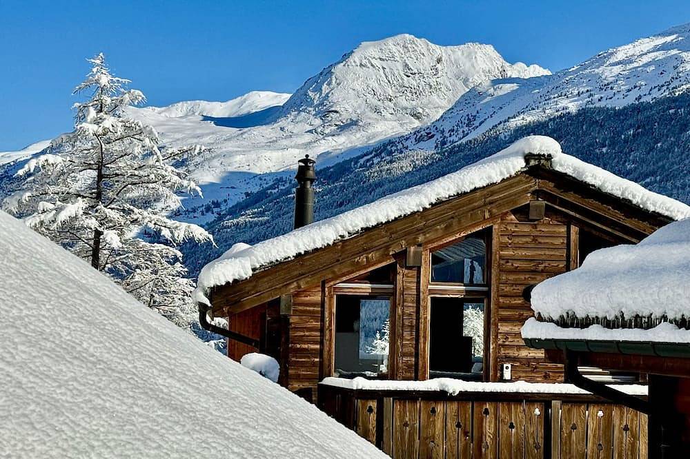 Luxury Chalet Spa & Glacier Views in Saas-Fee, Walliser Alpen
